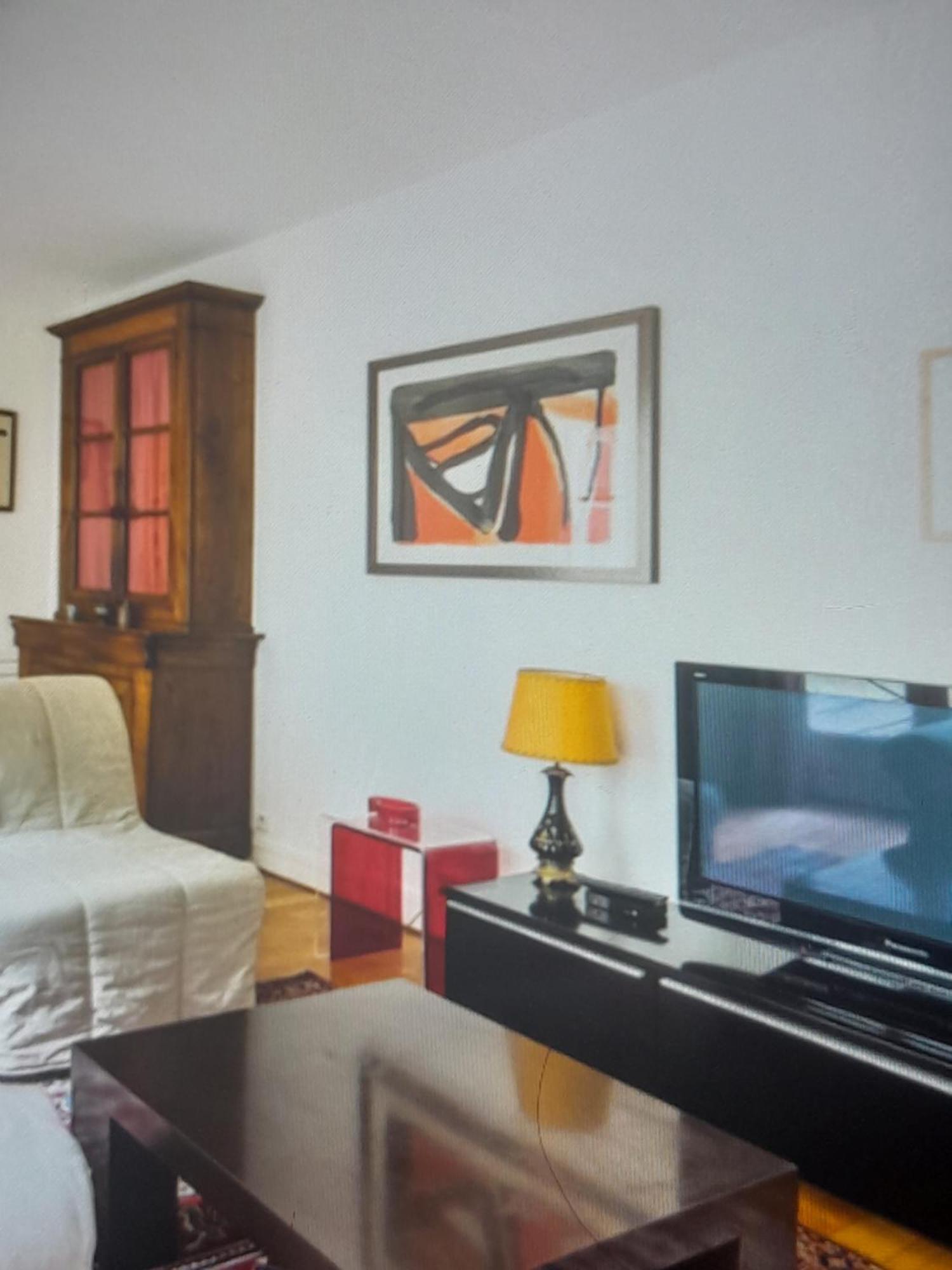 Appartement 1 Minute Gare Montparnasse , Center, Awsome Place, Close To Eiffel Tour And Louvre Meusm , Front Metro Paris