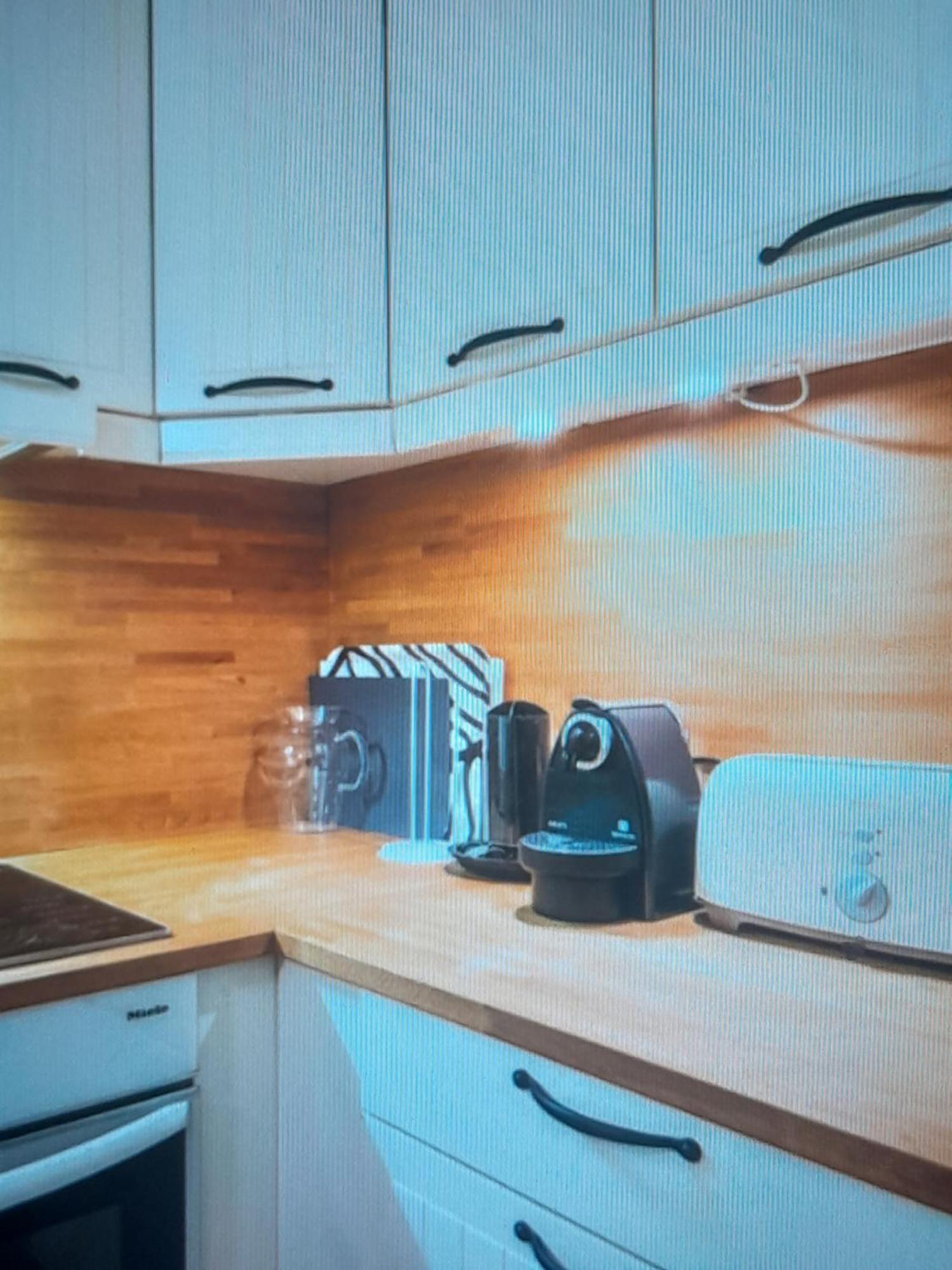 Appartement 1 Minute Gare Montparnasse , Center, Awsome Place, Close To Eiffel Tour And Louvre Meusm , Front Metro Paris