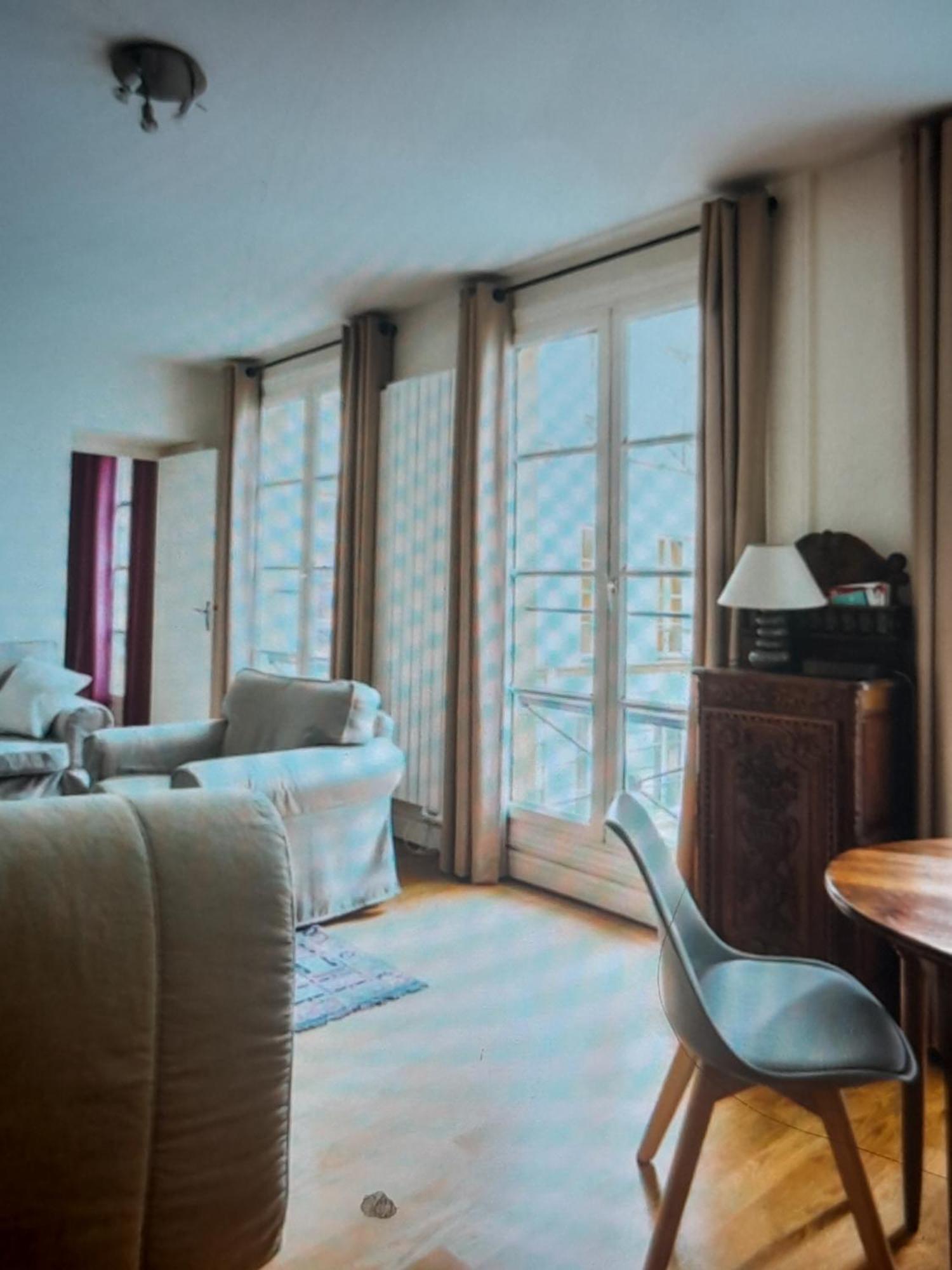 Appartement 1 Minute Gare Montparnasse , Center, Awsome Place, Close To Eiffel Tour And Louvre Meusm , Front Metro